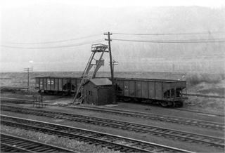 HO ASH PIT CONVEYOR.jpg