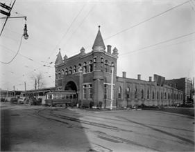 TROLLEY BARN 4TH AND AVERY 1923.jpg